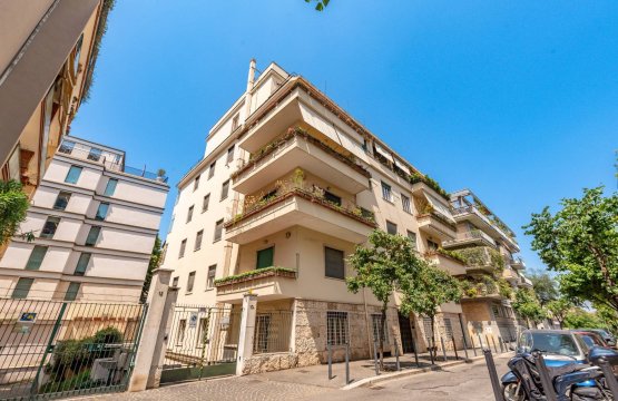 Vendita Appartamento Città  Roma Lazio