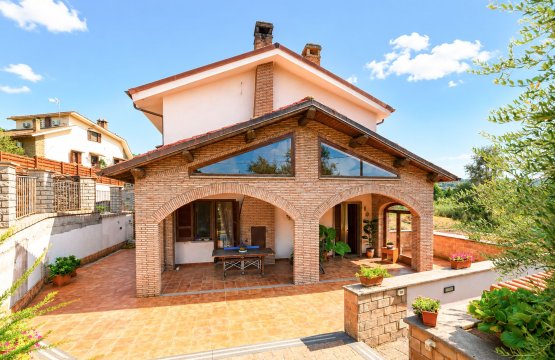 Vendita Villa Zona tranquilla Viterbo VT